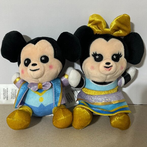 Walt Disney World 50th Anniversary Mickey & Minnie Wishables Set -- 2021 - Picture 1 of 5